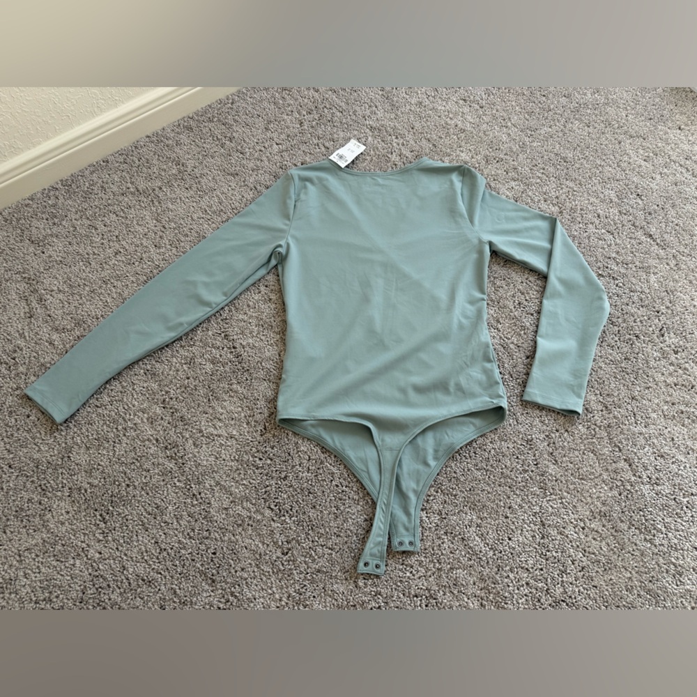 Abercrombie & Fitch Womens Wrap Bodysuit - Light Teal
Blue - Picture 3 of 7